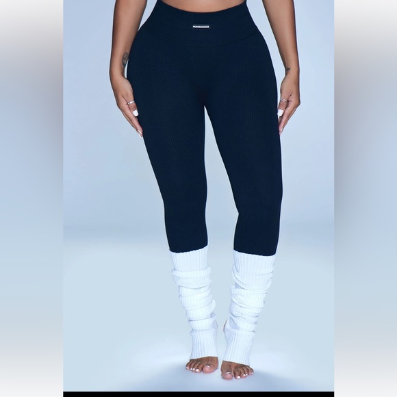 Fighter Ribbed Active Legging In Infinity Seamless - Black - Picture 3 of 11